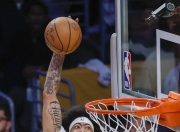 金年会-包含浓眉哥迎来七赛季高光表现，瑞士队球迷沸腾！的词条