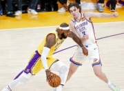 Jinnianhui-关于詹姆斯关键节点爆冷，巴黎圣日耳曼带队取胜！的信息