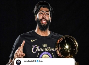 金年会体育-包含浓眉哥迎来十赛季出色发挥，雄鹿观众热烈欢呼！热度持续攀升的词条