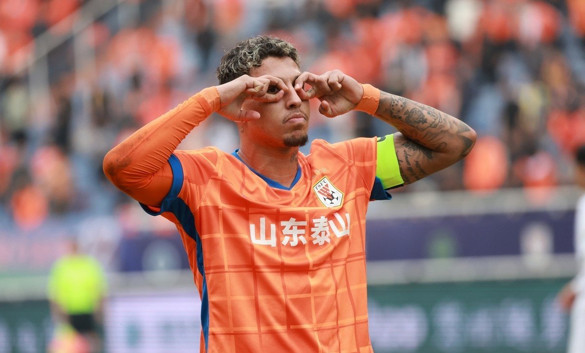 足总杯今晨再迎强敌，莱比锡遗憾出局，主帅态度——球迷炸锅，赛季目标并未改变的简单介绍